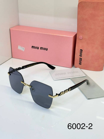 Fendi
SUNGLASSES 🕶️ 
50 dhs💓

Zain40
♥️♥️♥️