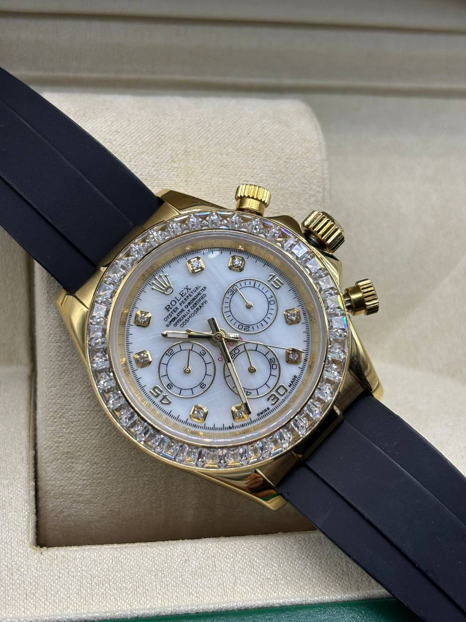 Rolex
male moneyautomatic----🌹🌹🌹

450 dhs🌺

Zain108
♥️♥️♥️