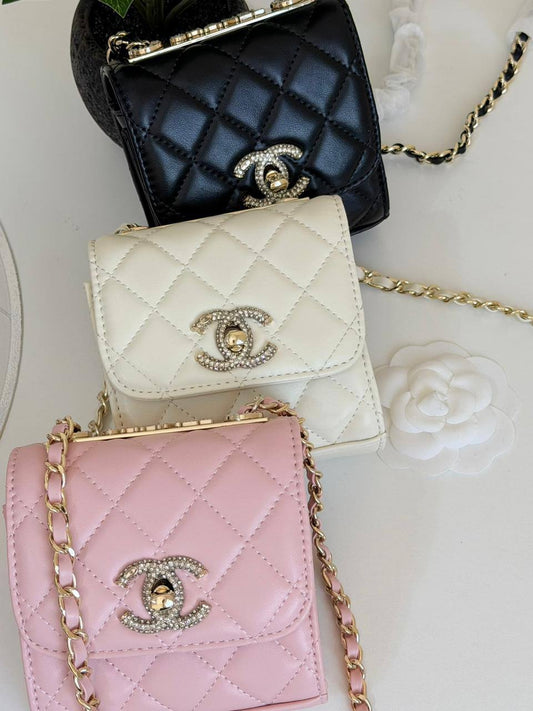 Chanel
Master
190 dhs✅

Zain134
♥️♥️♥️
