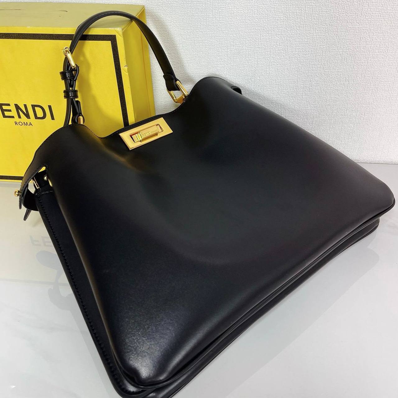 FENDI 
COPY ONE 
150 dhs🇦🇪🇦🇪

Zain295
♥️♥️♥️