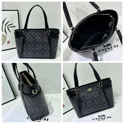 Coach
size 30cm 
good quality 
110 dhs✅

Zain278
♥️♥️♥️