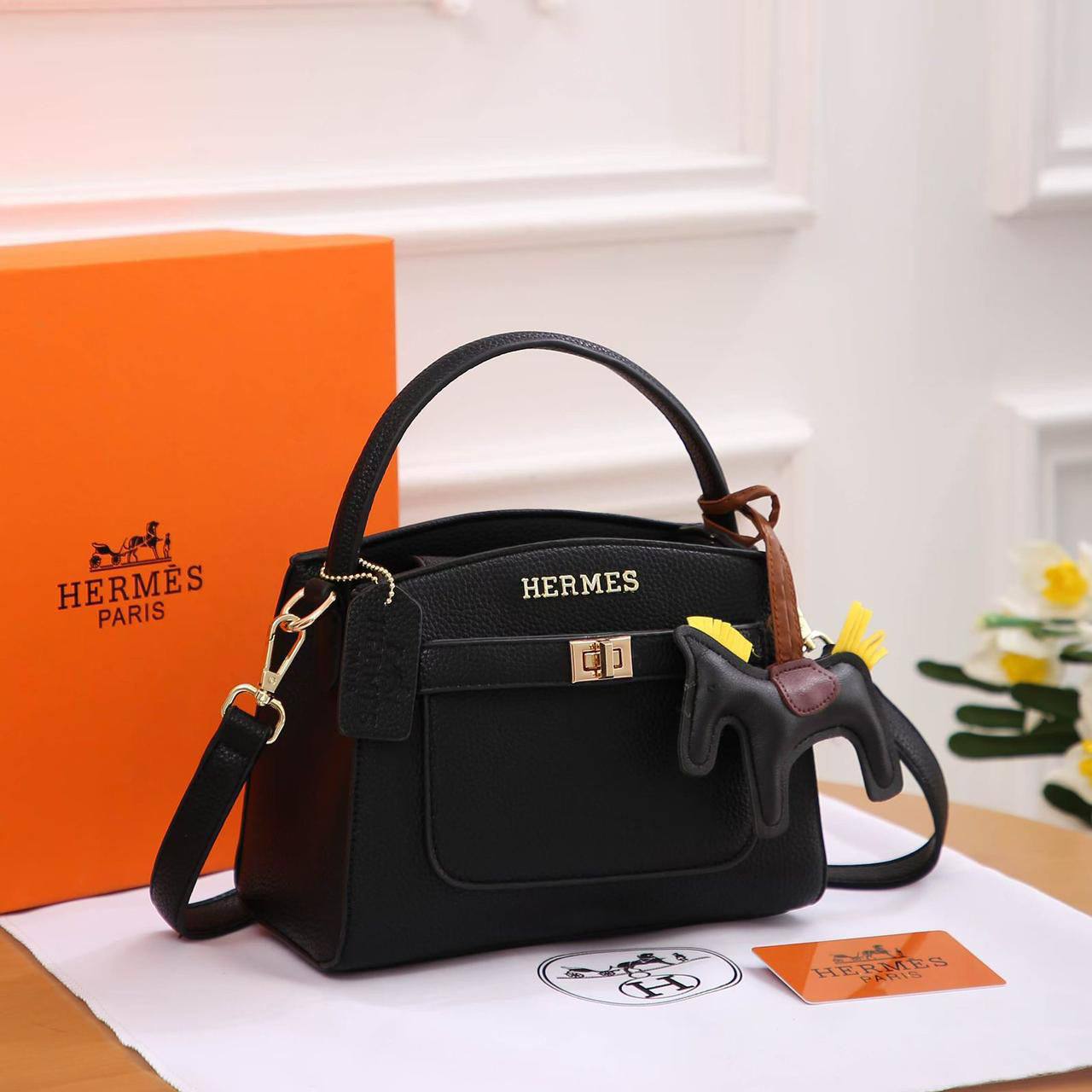 Hermes
95 dhs🪙🌨️

Zain136
♥️♥️♥️