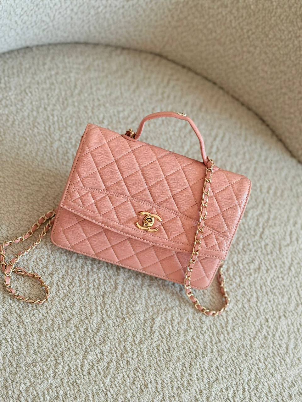 Chanel

200 dhs

Zain134
♥️♥️♥️