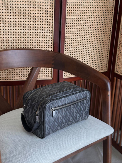 DIOR
750 dhs🇦🇪🇦🇪

*Available Now*

Zain284
♥️♥️♥️