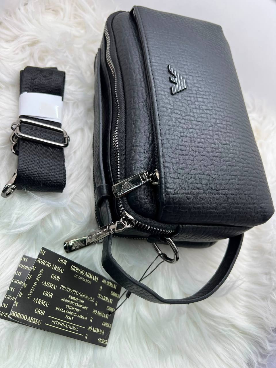 Wallets
85 dhs🇦🇪🇦🇪

Zain182
♥️♥️♥️