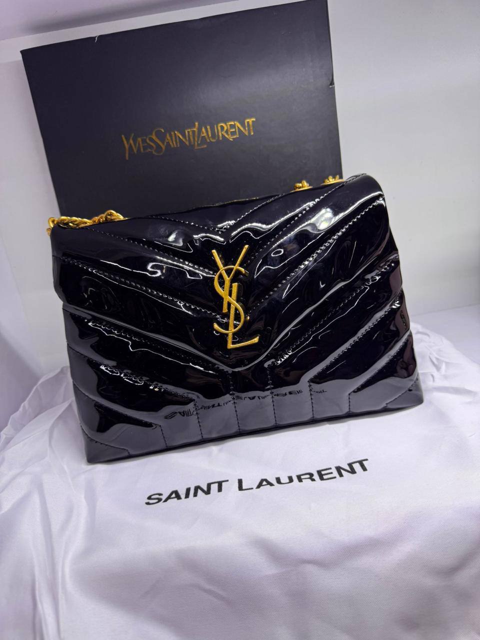 ❤️ YSL Jamie 
1️⃣ First Quality +box🎁
Size : 28 * 16 * 12.5 cm
90 dhs💓
with box🎁

Zain115
♥️♥️♥️