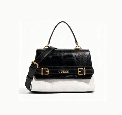 Guess
90 dhs🪙💕

high quality 


with box
🎁🎁🎁

Zain26
♥️♥️♥️