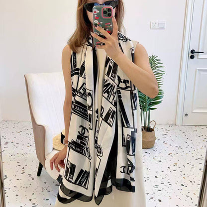Silk scarf 
40 dhs❣️

Zain93
♥️♥️♥️