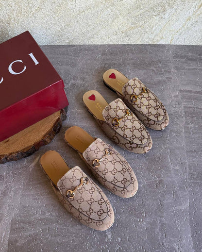GUCCI 
SuperMaster Quality 💯
400 dhs✅
Size: 36-41💥

Zain171
♥️♥️♥️