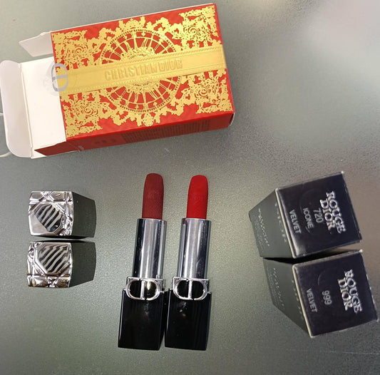 2in1 LIPSTICK
55 dhs✅

Zain01
♥️♥️♥️