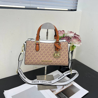 MK
ᴛᴏᴅ ʜᴀɴᴅʟᴇ ʙᴀɢ
ᴡɪᴛʜ ʟᴏɴɢ ʙᴇʟᴛ sᴛʀᴀᴘ
sɪᴢᴇ : 25.5 cm

70 dhs✅

Zain31
♥️♥️♥️