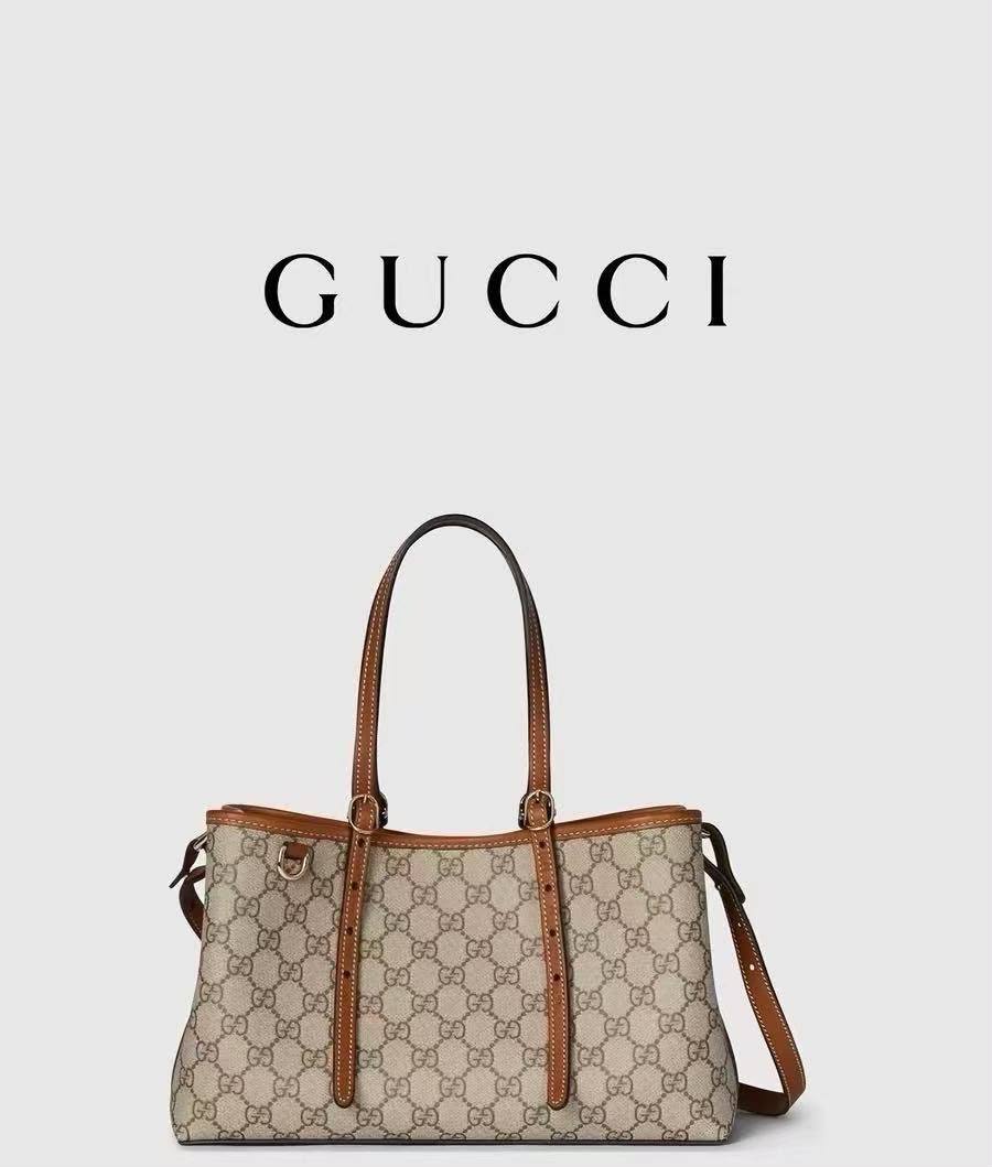 Gucci
Size  34cm
100 dhs💓

Zain04
♥️♥️♥️