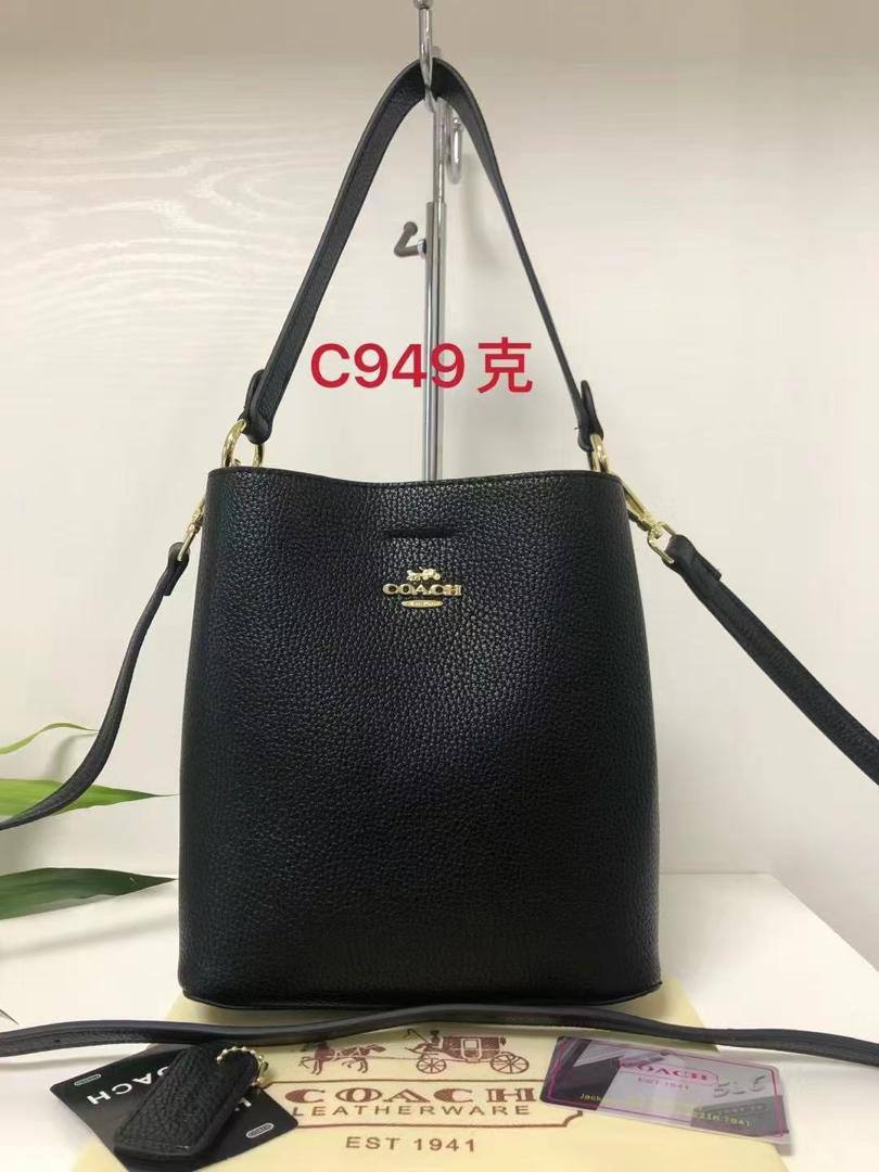 Coach
75 dhs🪙🌨️

Zain26
♥️♥️♥️