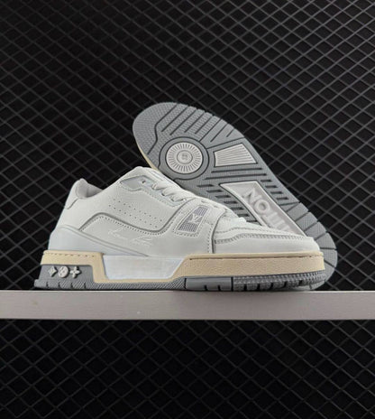 170LV
High Quality
170 dhs✅
Size 39 to 45 

Zain183
♥️♥️♥️