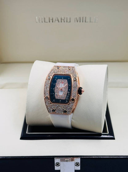 Richard Mille ladies
*First quality*🔥
130 dhs💓

Zain08
♥️♥️♥️