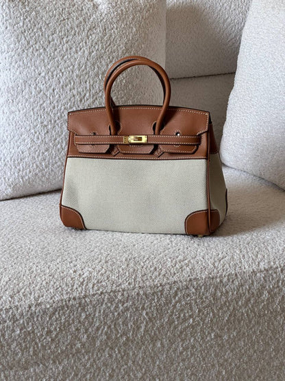Hermes Birkin toile  25cm💕master quality😍

with box❤️

610 dhs✅

Zain52
♥️♥️♥️