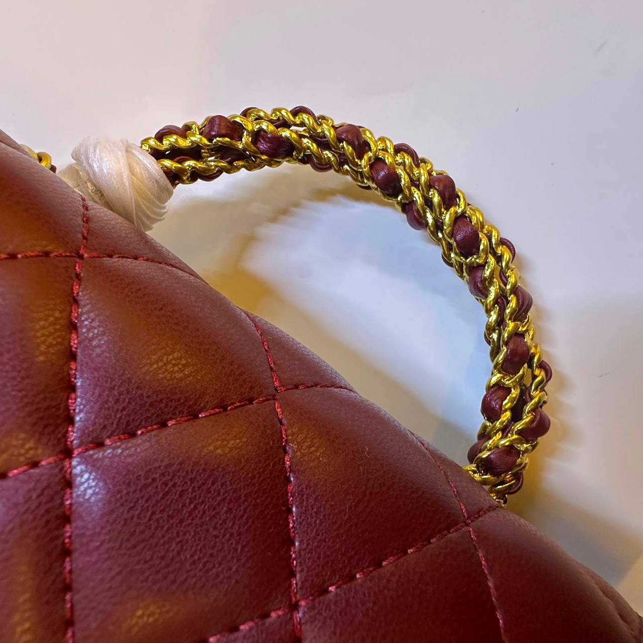 CHANEL 
GOOD QUALITY WITH BOX 
100 dhs🇦🇪🇦🇪
Size:20cm

Zain295
♥️♥️♥️