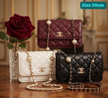 Chanel

Good quality 

with box

105 dhs🇦🇪

Zain186
♥️♥️♥️