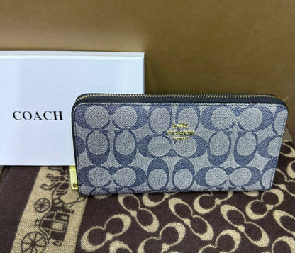 Wallets

With box
🎁🎁🎁

30 dhs🪙🖤

Limit Stock

Zain93
♥️♥️♥️
