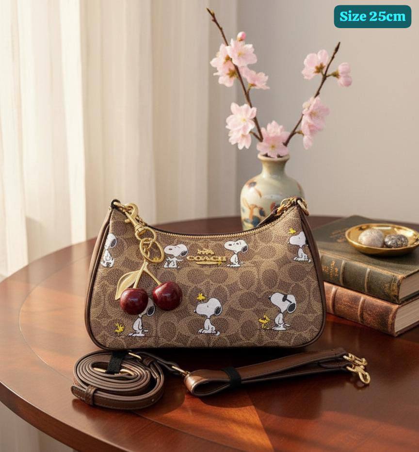 Coach
Best quality

With box’s
🎁🎁🎁

95 dhs🗽
size 25cm

Zain158
♥️♥️♥️