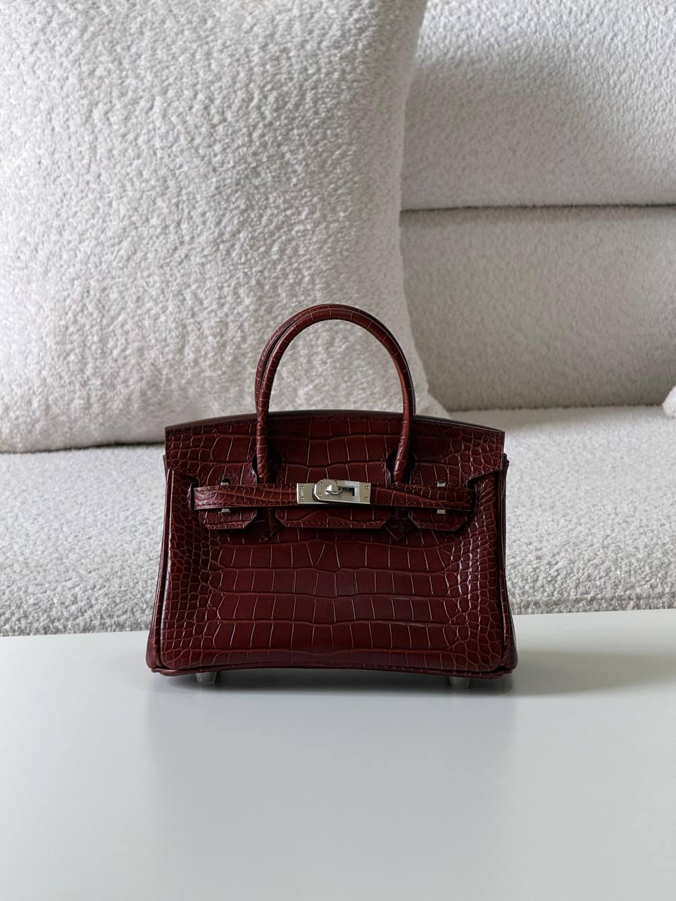 Hermes birkin croc 20cm💕master quality😍with box❤️
780 dhs🪙💕

Zain52
♥️♥️♥️