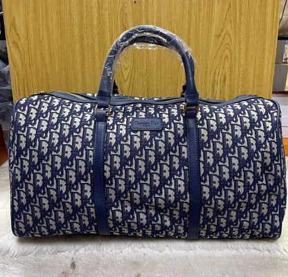 Dior

70 dhs🇦🇪🇦🇪

Zain136
♥️♥️♥️
