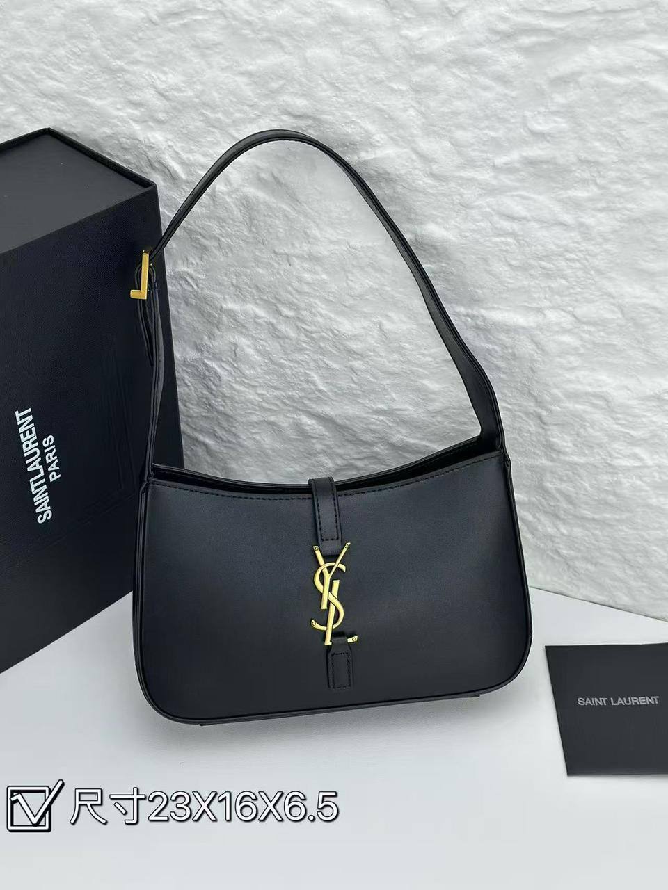 YSL 
Master
240 dhs💓

Zain228
♥️♥️♥️