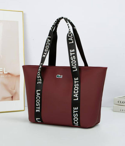 LACCOST BAG 

45 dhs🪙🌨️

Zain40
♥️♥️♥️