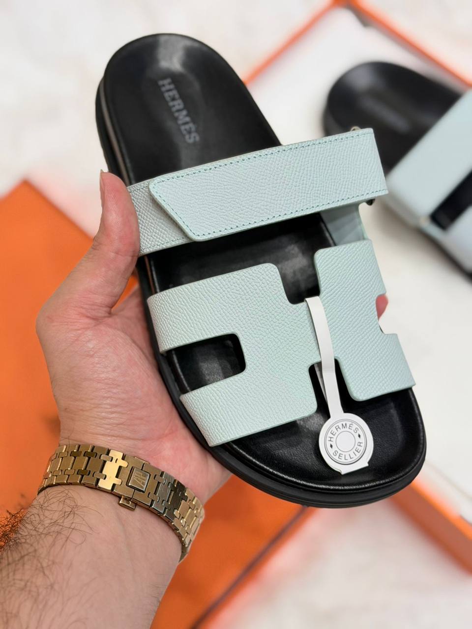 😍 HERMEES 😍

💎 _*VIP QUALITY +A*_ 💎
Size 37 To 41

490 dhs✅

Zain292
♥️♥️♥️