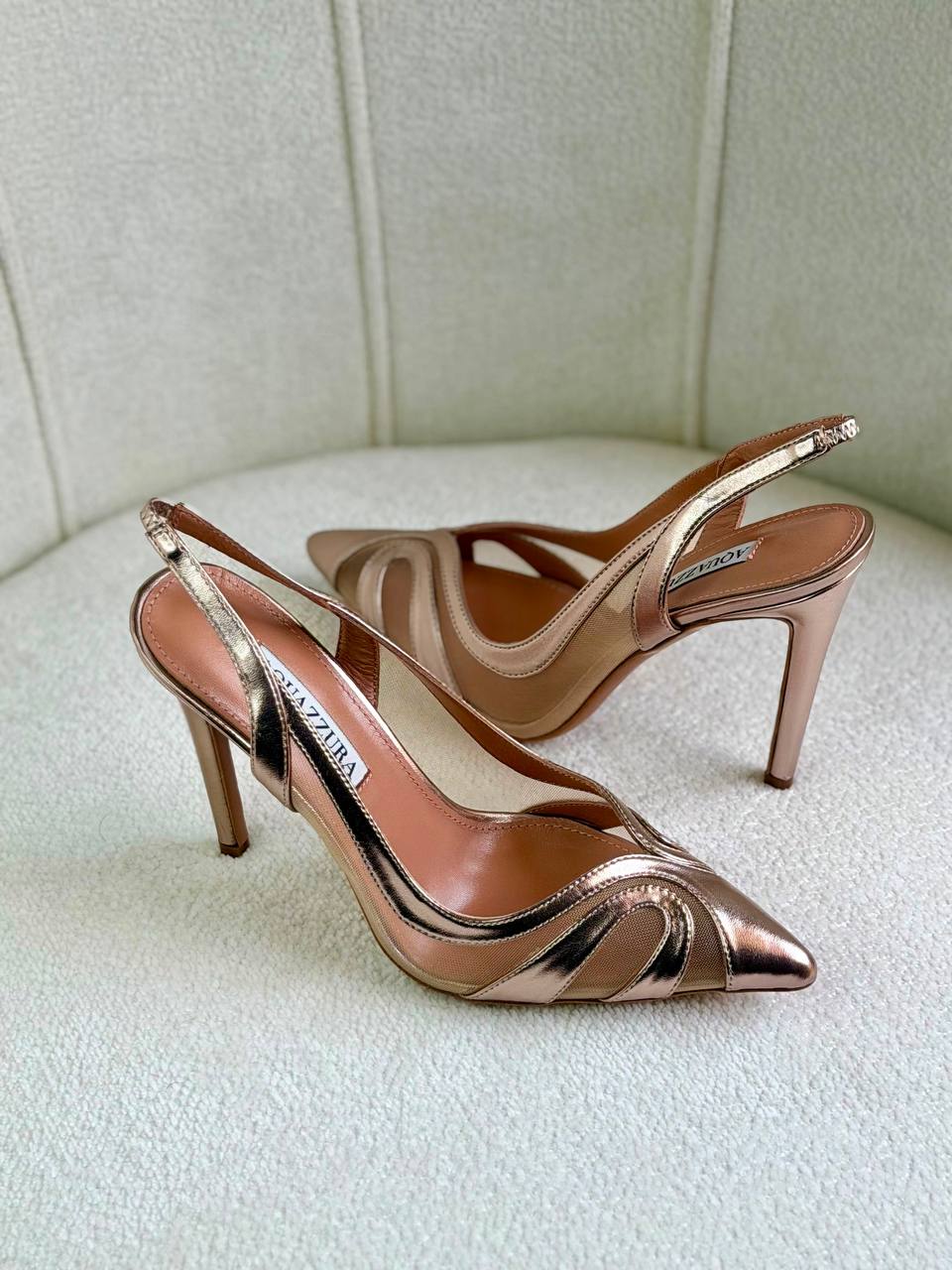 AQUAZZURA
Super *AAA* *+* Quality 💯 
With original packing🎁🎁
SIZE:36and41
Available now
450 dhs🇦🇪🇦🇪

Zain309
♥️♥️♥️