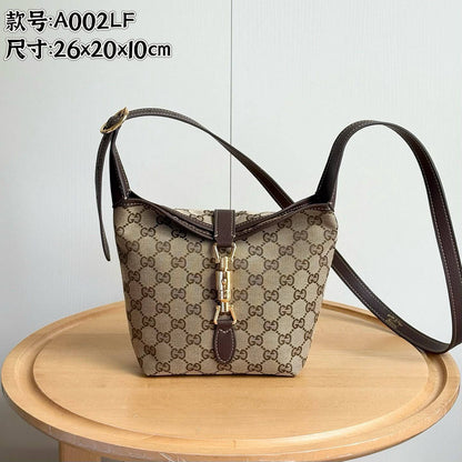 Gucci

280 dhs🇦🇪🇦🇪

26cm

Zain297
Zain228
♥️♥️♥️