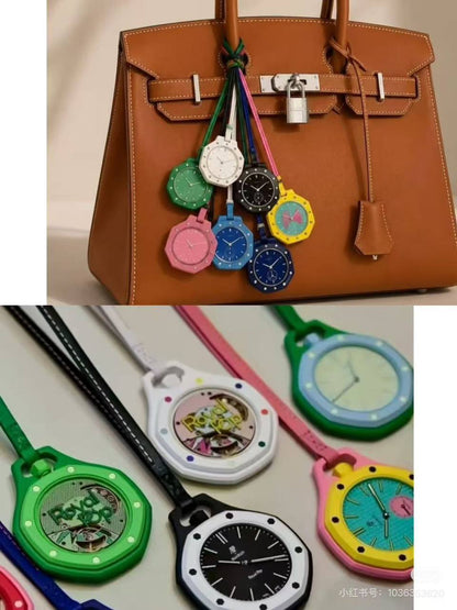AP swatch Royal pop
With box 🎁🎁🎁

50 dhs✅

Zain190
♥️♥️♥️