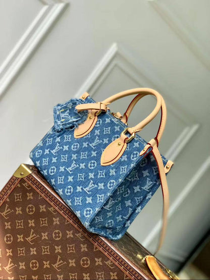 LV 

Size 25cm
AAA QUALITY 

For Price 👇 WhatsApp✅
0568585901 
0507557372
0552275751 Owner Zain 👌

Zain274
♥️♥️♥️