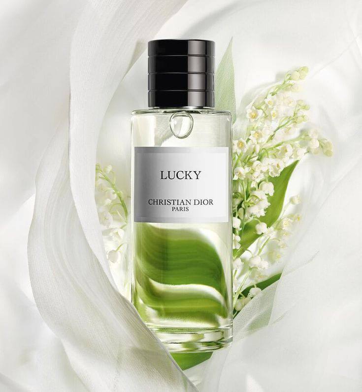 Dior
250ML
60 dhs✅

Zain26
♥️♥️♥️