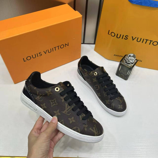 LV SHOES
GOOD QUALITY 
135 dhs💓
Size 36 TO 41

Zain40
♥️♥️♥️