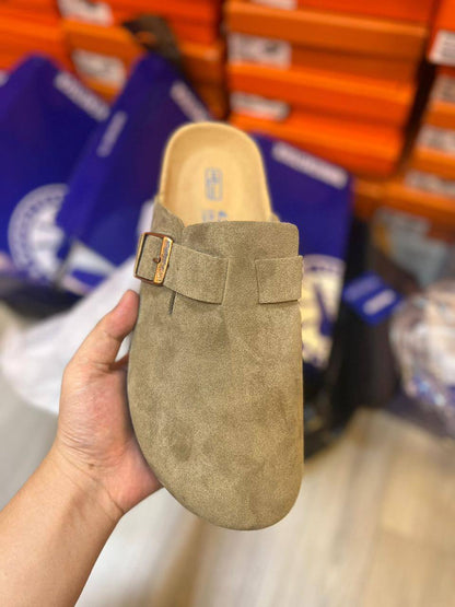 Birkenstock 
High Quality, New Arrived 
Size 36 To 45
115 dhs❣️

Zain16
♥️♥️♥️