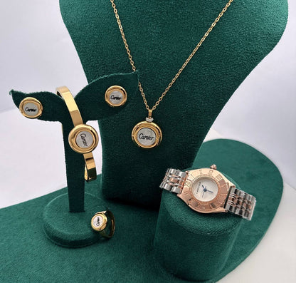 Accessories Set

With box 
🎁🎁🎁

90 dhs🪙💚

Zain45
♥️♥️♥️