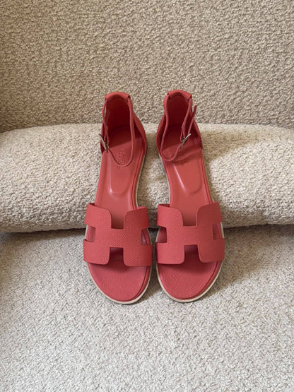 Hermes

𝐒𝐢𝐳𝐞𝐬: 𝟑𝟔 — 𝟒𝟏

430 dhs🇦🇪🇦🇪
Zain298
♥️♥️♥️