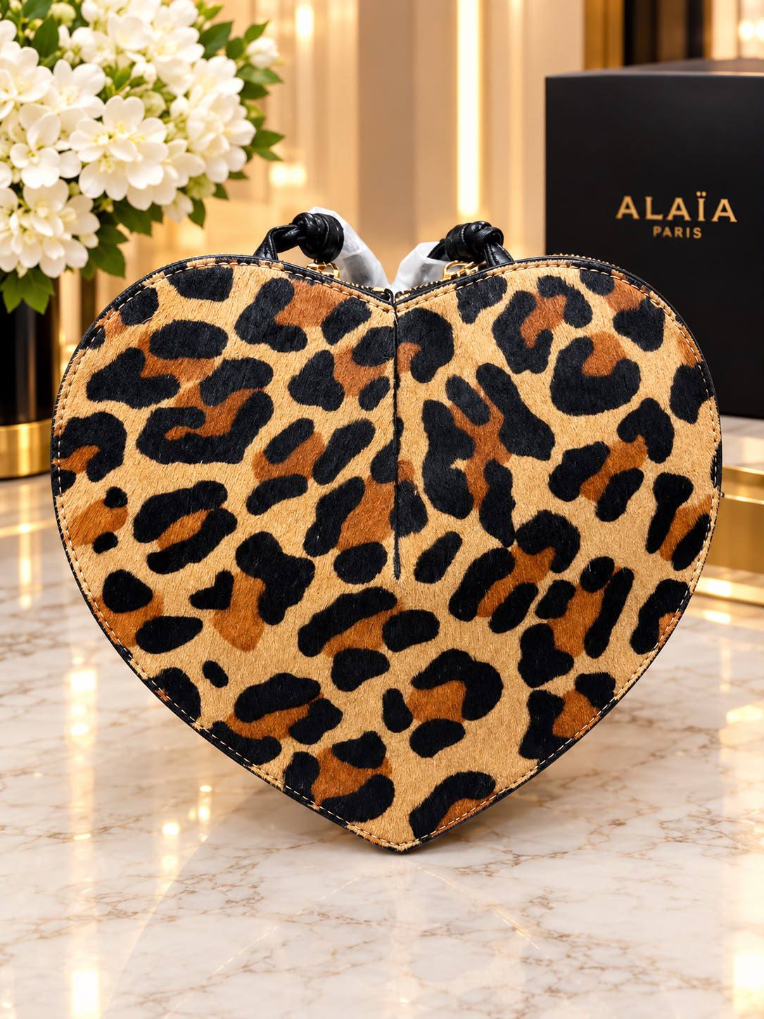 Alaia new collection ❤️
supper master quality 💯✨
Available 💯❤️

For Price 👇 WhatsApp✅
0568585901 
0507557372
0552275751 Owner Zain 👌

Zain252
♥️♥️♥️