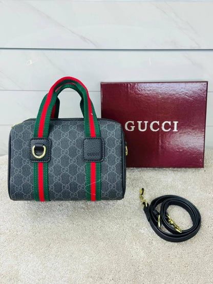 HERMES 
25cm
110 dhs🪙🌨️ 

Zain44
♥️♥️♥️