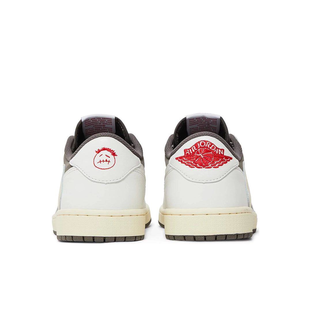 JORDAN 1 RETRO LOW OG SP TRAVIS SCOTT REVERSE MOCHA
36-45 AVAILABLE 🤩
230 dhs🗽

Zain242
♥️♥️♥️