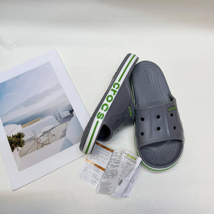 Crocs
Unisex
Size 36 to 45
40 dhs💓

Zain236
♥️♥️♥️