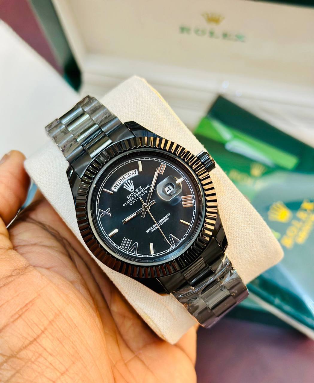 Rolex Men
*Day & Date*
70 dhs🪙💚
*Battery*

Zain29
♥️♥️♥️