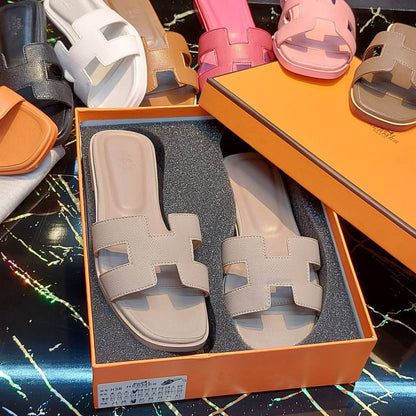 Hermes
Size 36-42 
100 dhs🇦🇪🇦🇪

Zain132
♥️♥️♥️