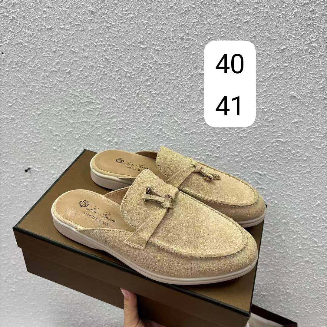 LORO PIANA HALF 
110 dhs🪙🌨️

Zain40
♥️♥️♥️