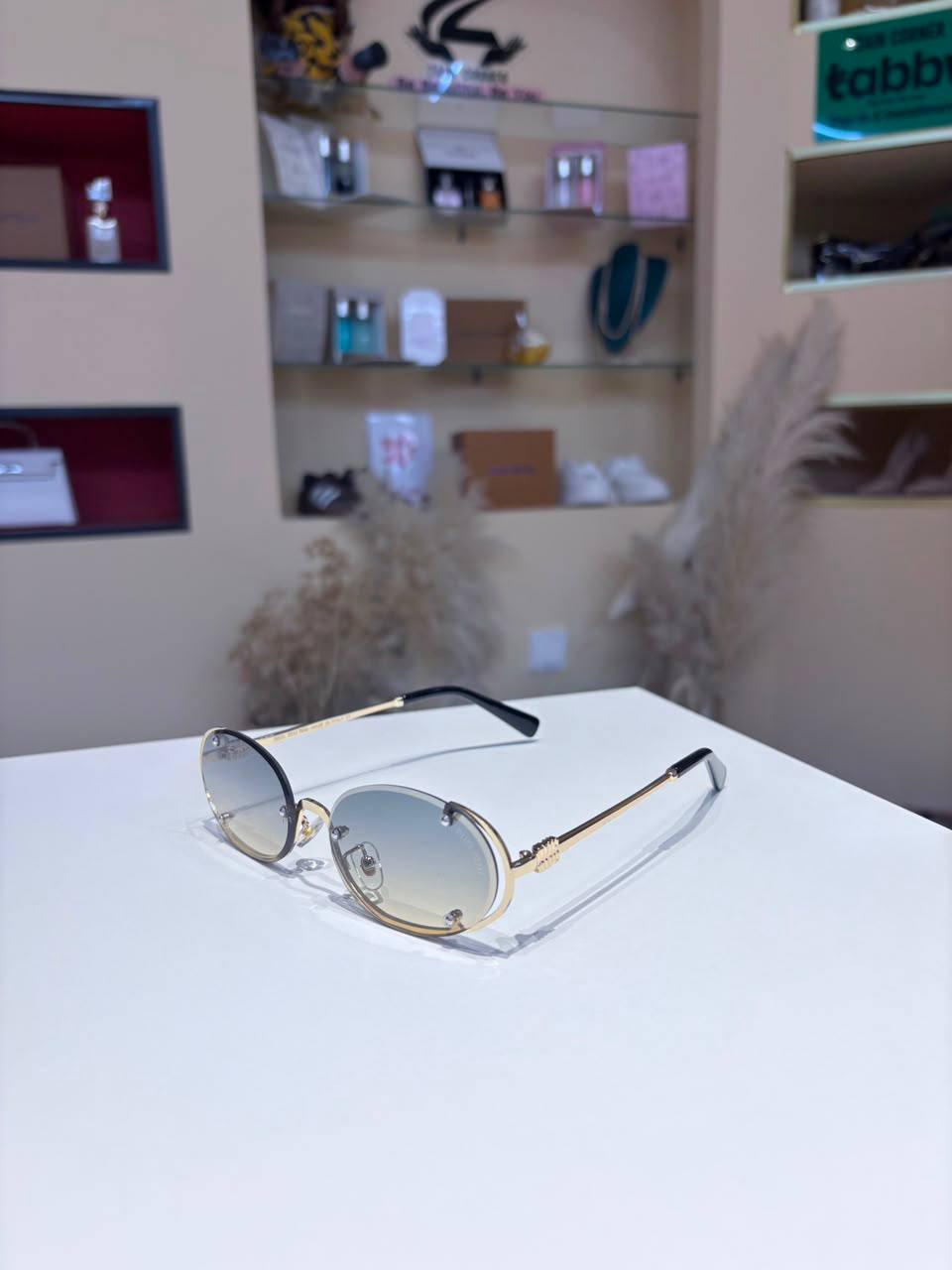 Glasses

55 dhs

Zain216
♥️♥️♥️