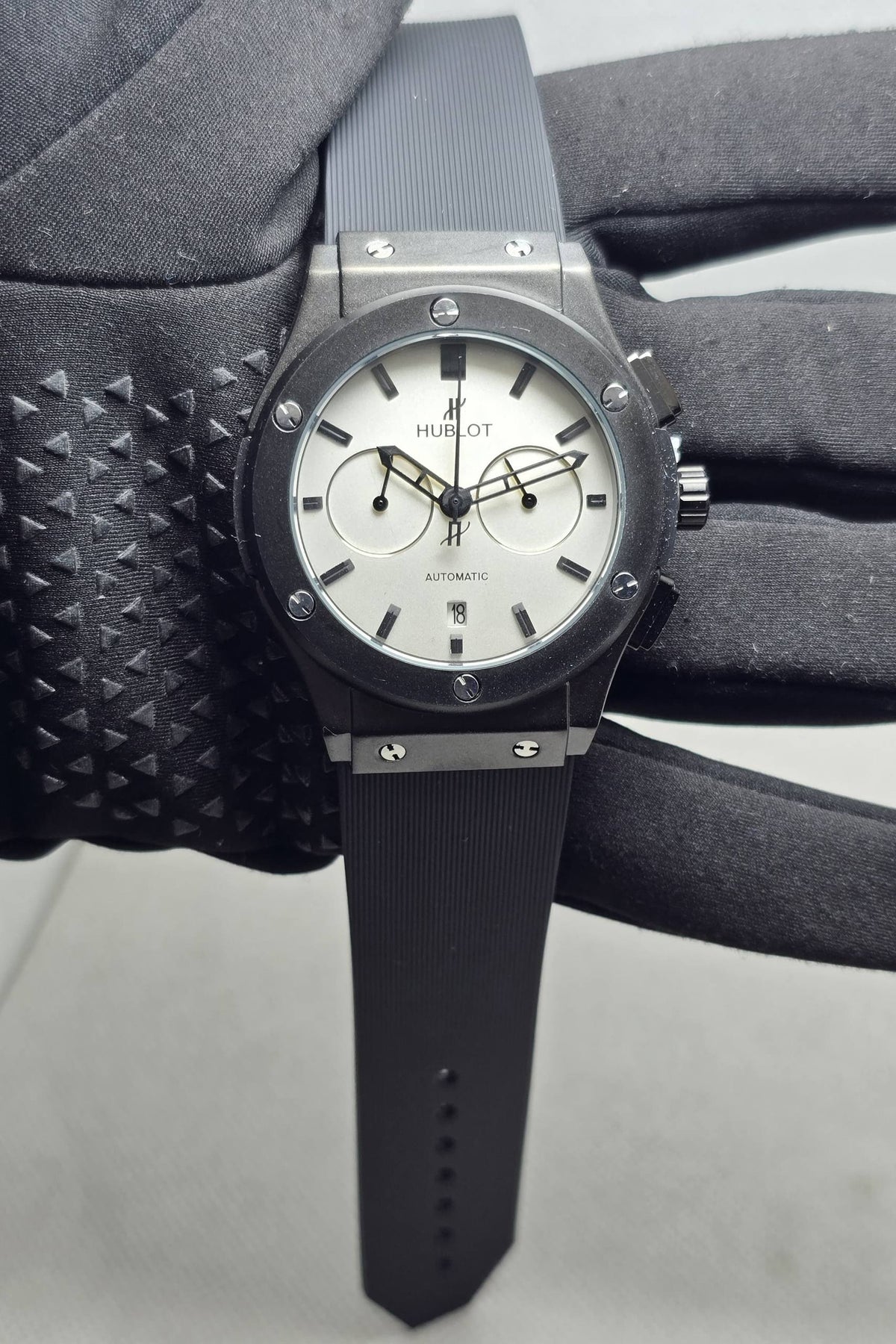 Hublot 

Stopwatch 
90 dhs🇦🇪🇦🇪🇦🇪

Zain29
♥️♥️♥️