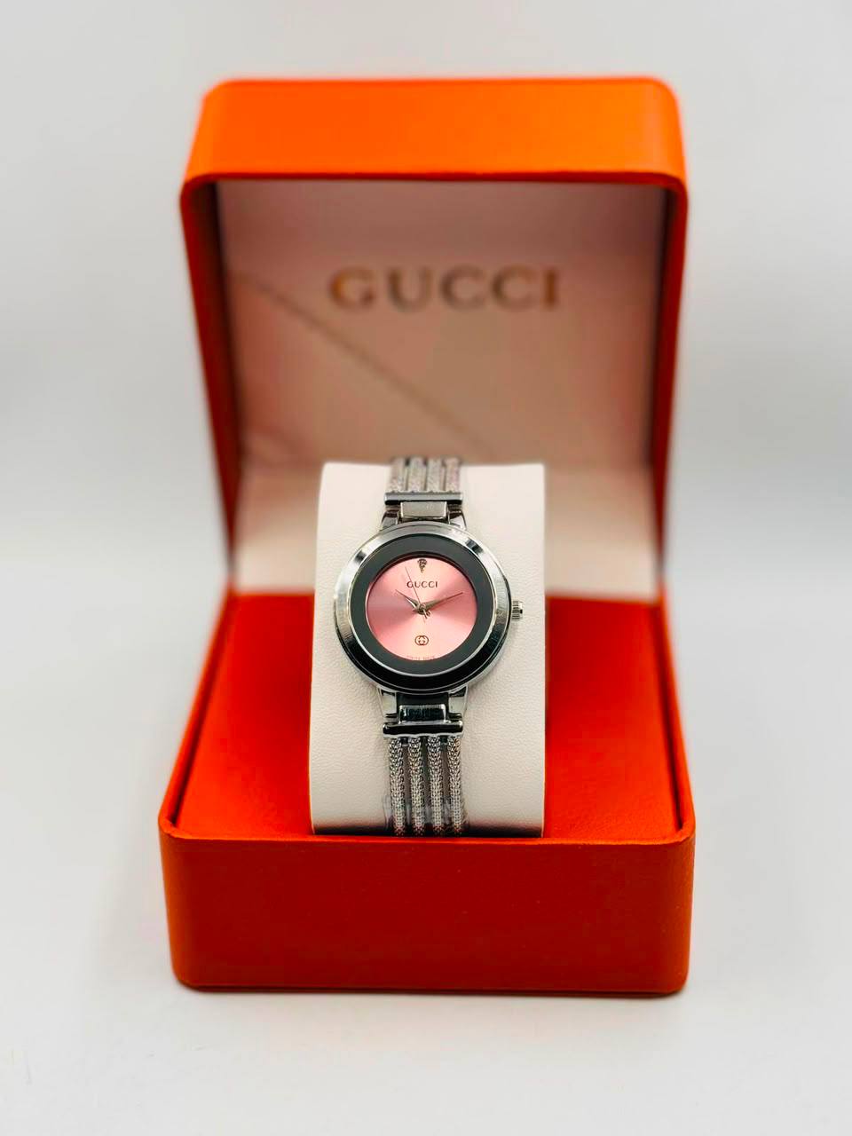 Gucci ladies 
55 dhs🇦🇪🇦🇪

Zain08
♥️♥️♥️