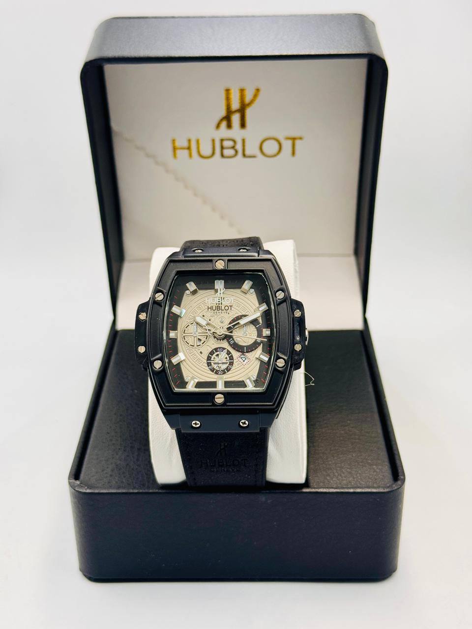 Hublot Men
*New Arrival*🔥
60 dhs🌺

Zain08
♥️♥️♥️