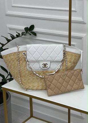Chanel 
Master❣️❣️
    Good Quality 
350 dhs🇦🇪🇦🇪

Zain131
♥️♥️♥️